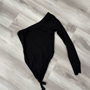 Boohoo Black One-Shoulder Bodysuit